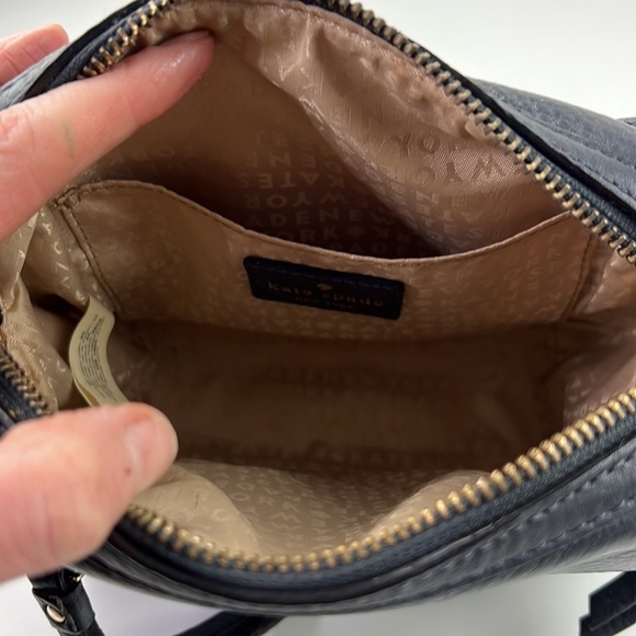 Kate Spade New York  LooLoo Perri Lane Leather Crossbody Purse - Picture 5 of 9